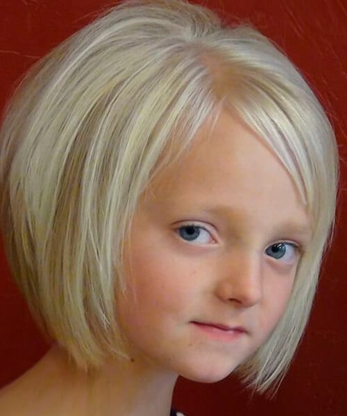 Razor cut short hairstyle for girls