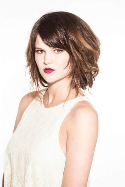 Voluminous lob summer hairstyle for medium hair