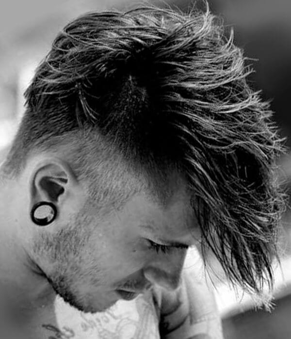 Undercut men’s haircut