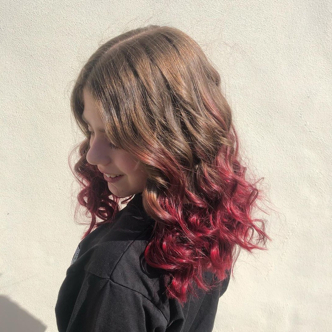 50 Different Color Curly Highlights For Bright Impressive Look