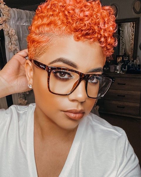 Short Curled Hairstyle for Natural Orange Hair