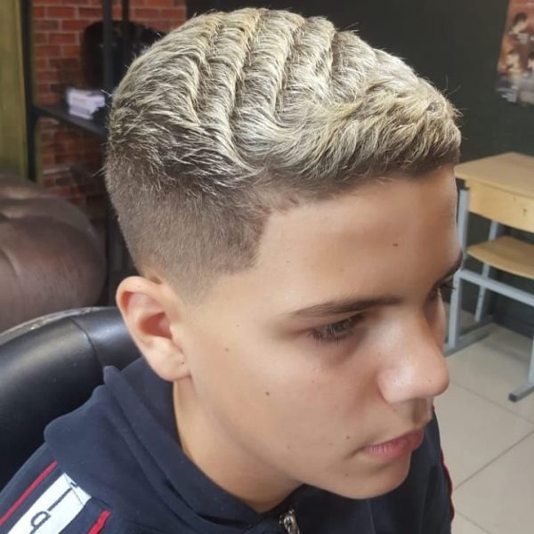 Wavy Highlighted Textured Hair with Fade