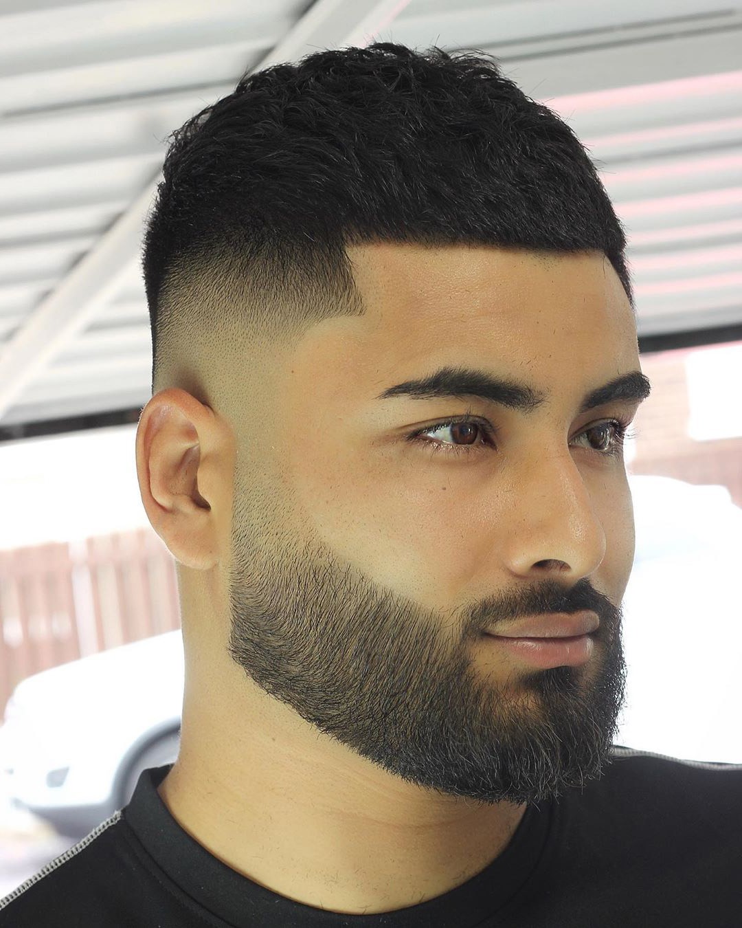 30+ Mid Fade Haircuts for Men: Change Your Image Now