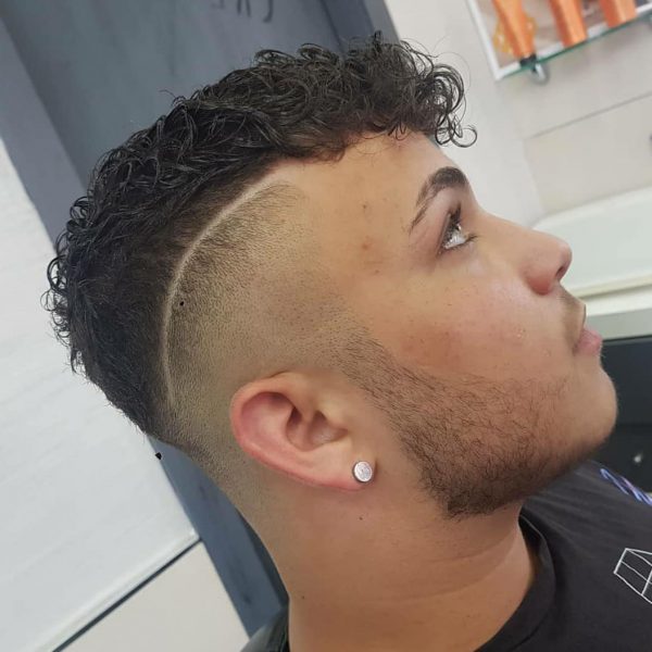 Natural Curly Hair Cut for Young Guys