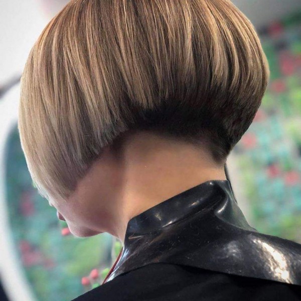 A v-cut and razored bob style for blondes.