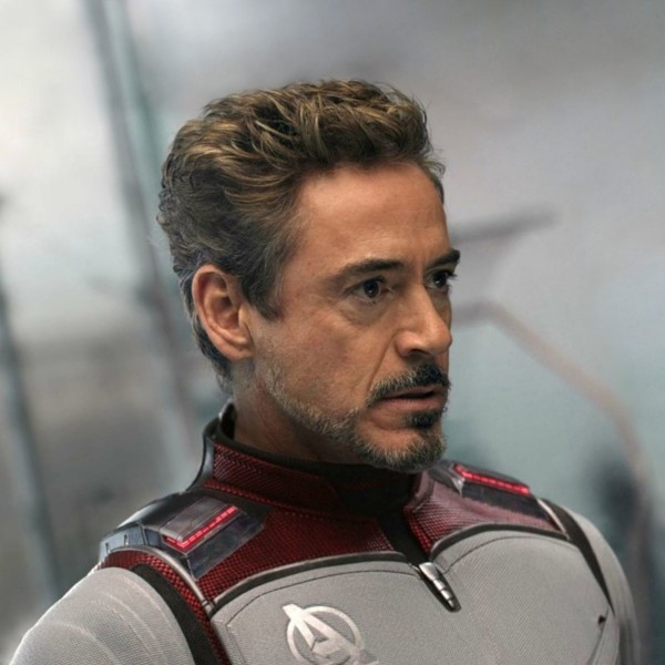 A full beard of Tony Stark.