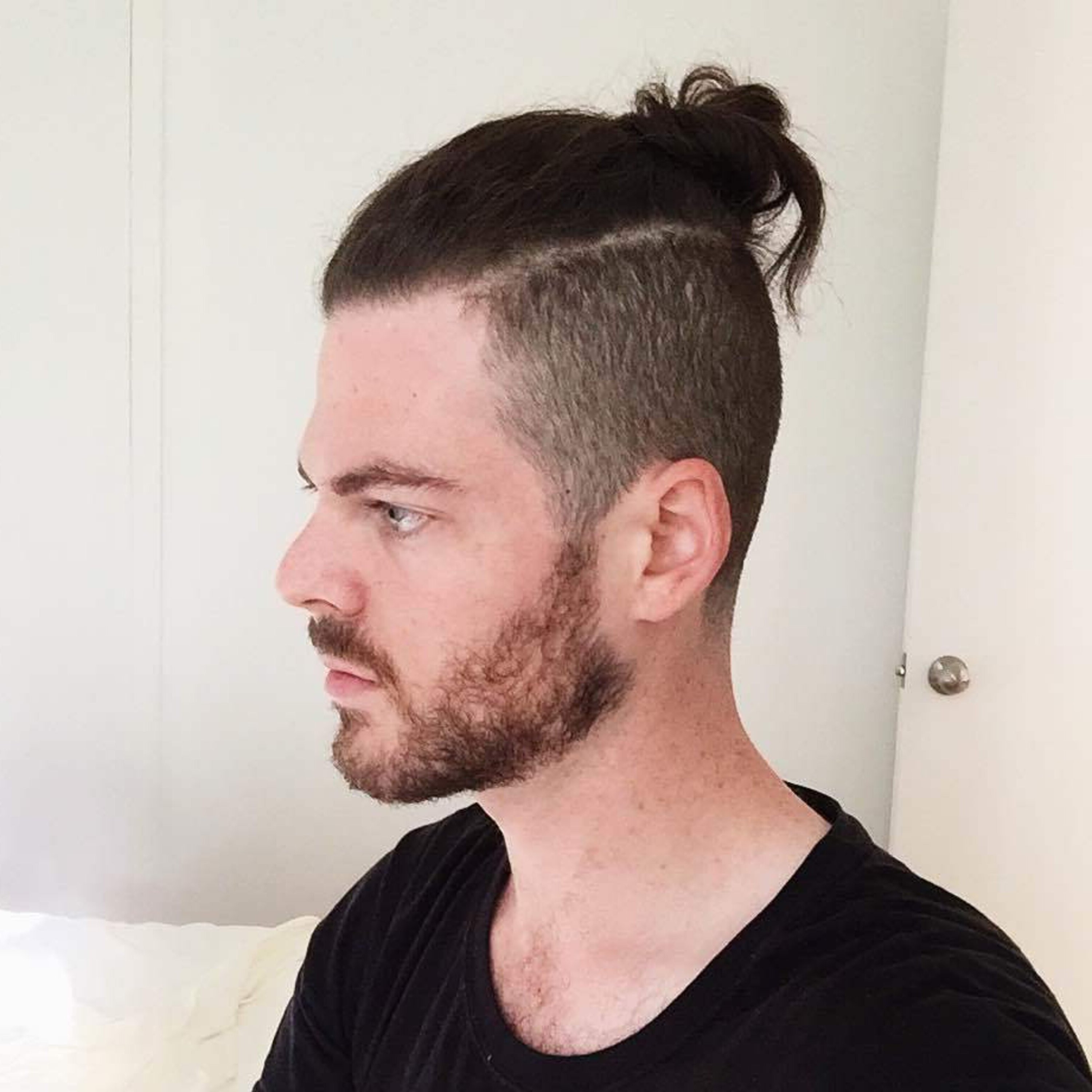 Андеркат man bun